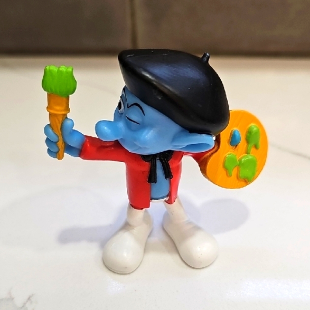 Painter Smurf Toy Figure - Red and Blue 2011 Mc Donald's